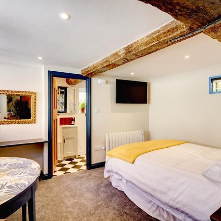 Green Parrot House Bed and Breakfast Devizes Exterior foto