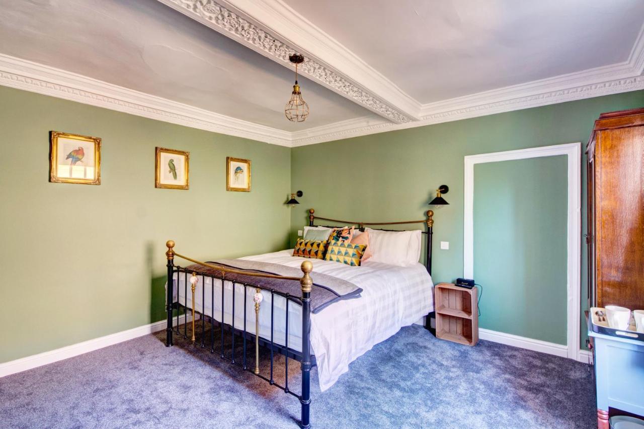 Green Parrot House Bed and Breakfast Devizes Exterior foto