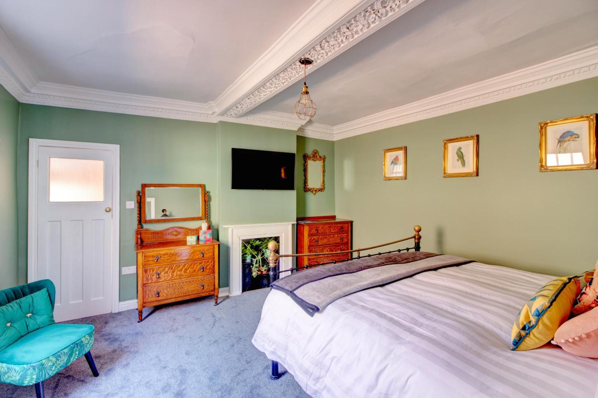 Green Parrot House Bed and Breakfast Devizes Exterior foto